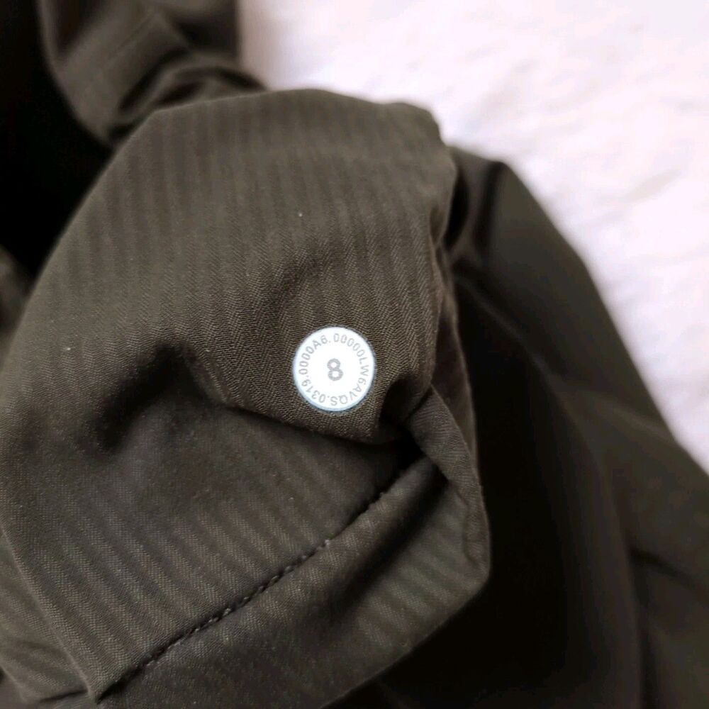 Lululemon Dance Studio Crop 25" Dark Olive Women's Size 8 - Picture 11 of 11